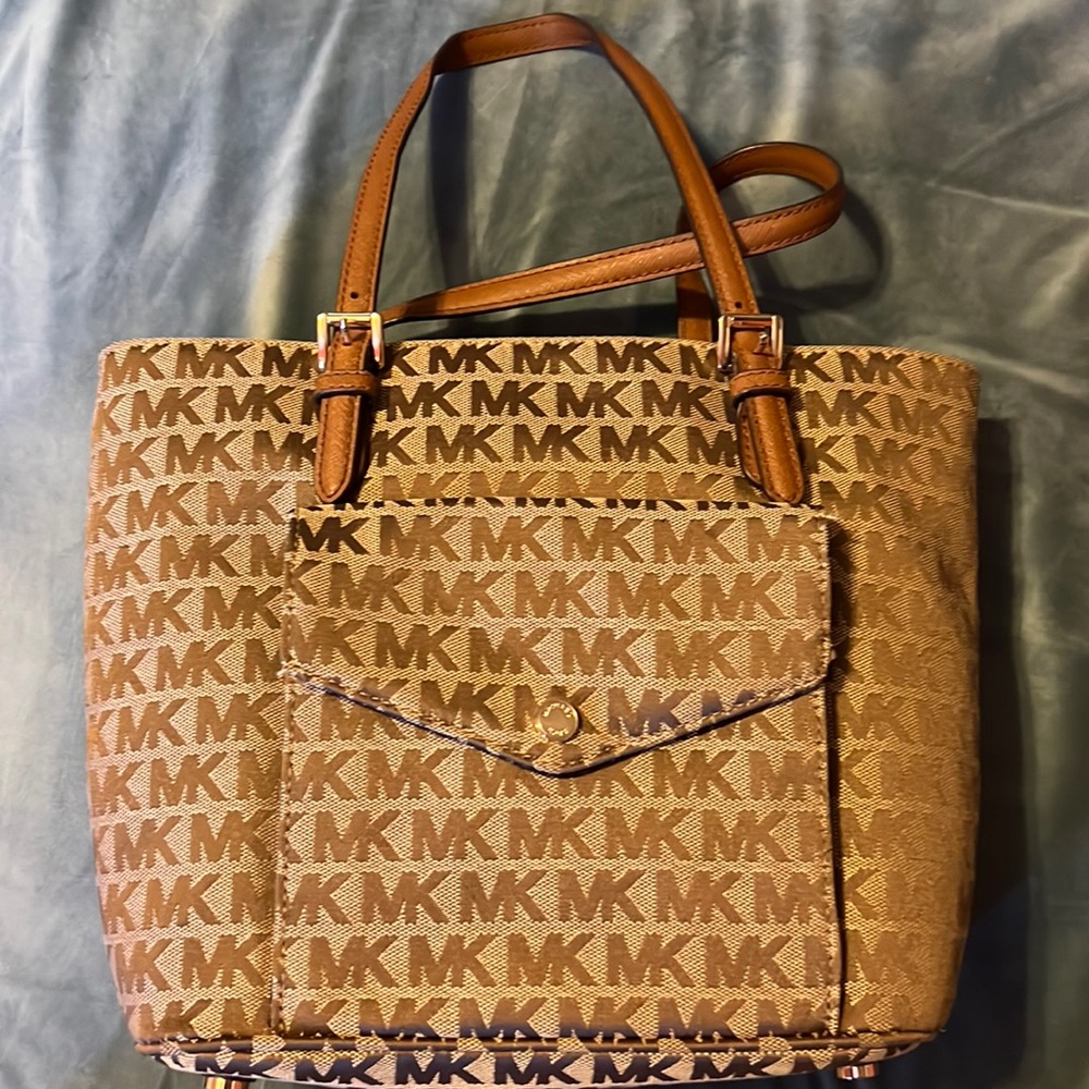 Michael Kors purse